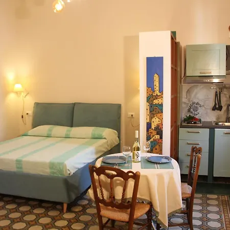 Casamia Casa de hóspedes *