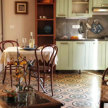 بيت ضيافة Casamia